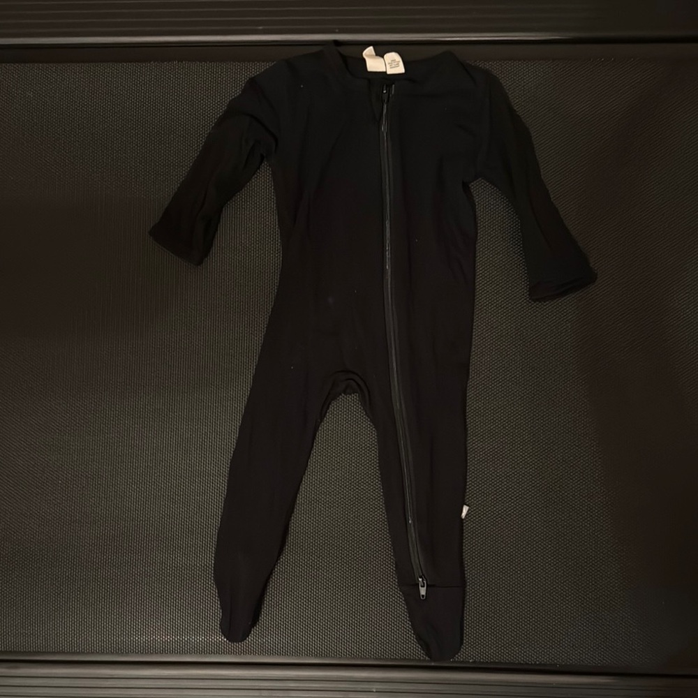 Kyte BABY Black Footie One Piece